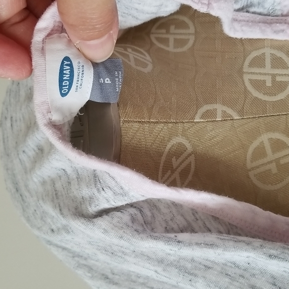 EUC Old Navy Baseball Tee - Picture 5 of 5